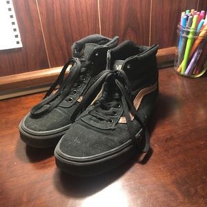 black hi top vans